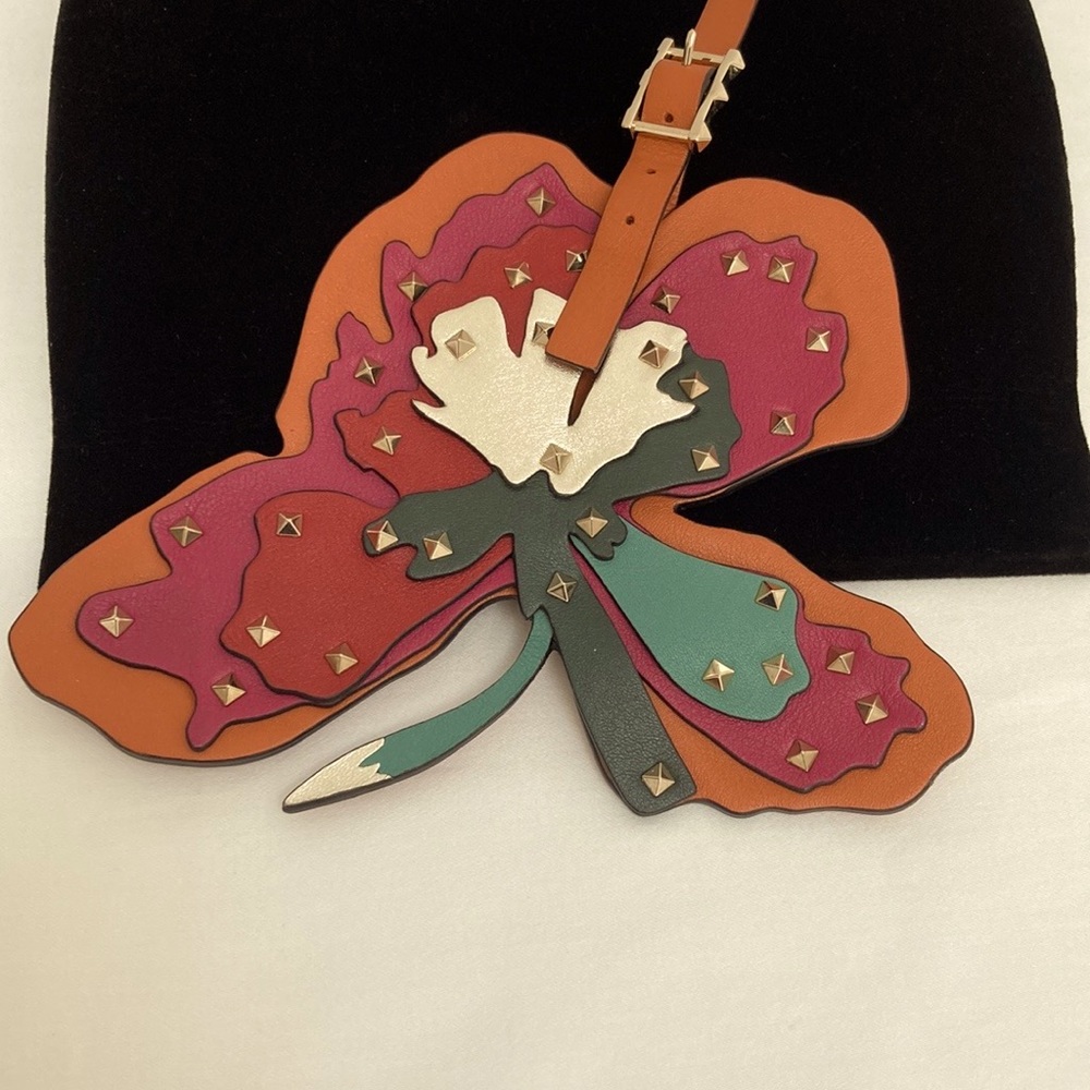 Valentino Rockstud Flower Key Ring